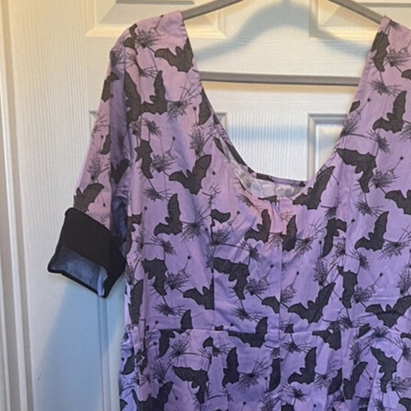 MODCLOTH & COLLECTIF Collaboration Amazzzing bats webs swing dress - Plus sized - Picture 3 of 5